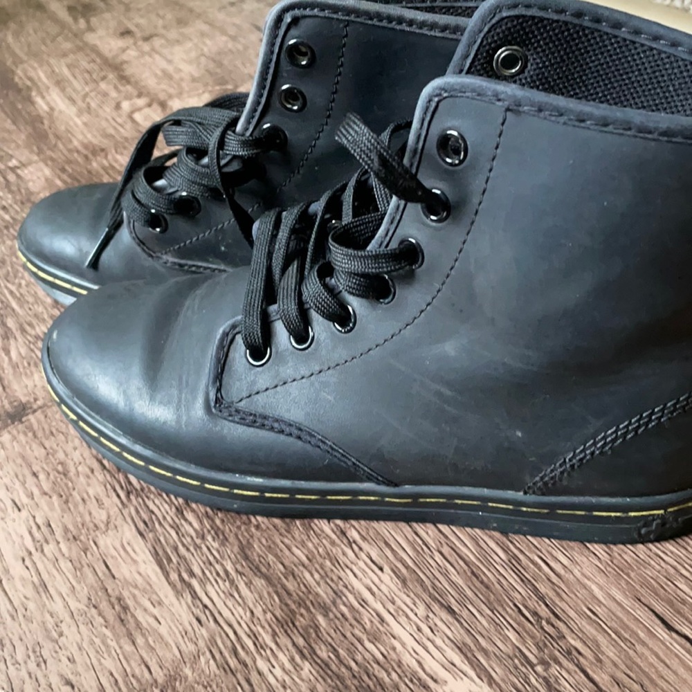 Dr. martens